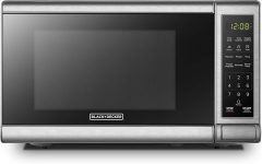 BLACK+DECKER EM720CB7 Digital Microwave Oven with