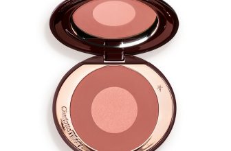 Charlotte Tilbury Cheek to Chic Powder Blush - Two-Tone