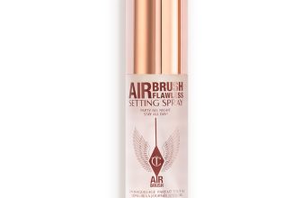 Charlotte Tilbury Airbrush Flawless Setting Spray -