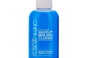 Cinema Secrets Original Blue Vanilla Makeup Brush