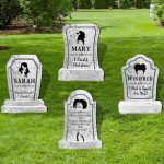 17 Inch Halloween Yard Sign Realistic 3 Witches