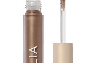 ILIA - Chromatic Liquid Powder Eye Tint |