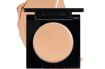 LAURA GELLER NEW YORK Seamless Finish Full Coverage