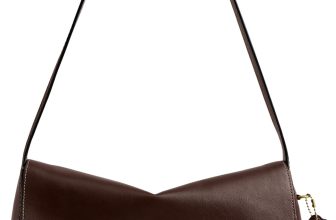 COACH Women's Natural Grain Leather Chelsea Shoulder