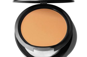 MAC Studio Fix Powder Plus Foundation NC44.5