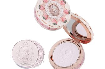Strawberry Cupid Pressed Powder,All Day Makeup &